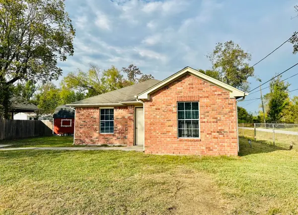 5123 S Denmark Street S, Houston, TX 77016