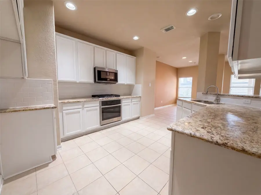 7002 Crockett Ridge Drive, Richmond, TX 77406 - #2