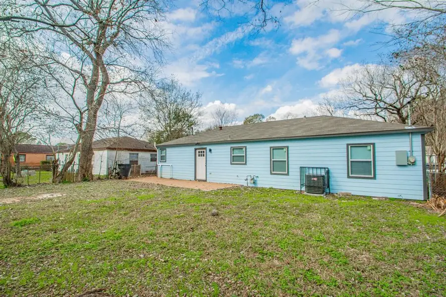 6122 Beldart Street, Houston, TX 77033 - Image #2