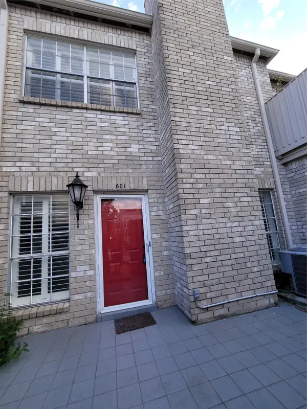 3800 Tanglewilde Street #601, Houston, TX 77063