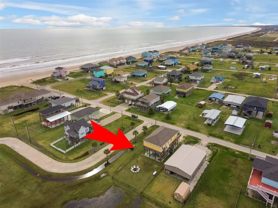 858 East Road, Crystal Beach, TX 77650 - #2