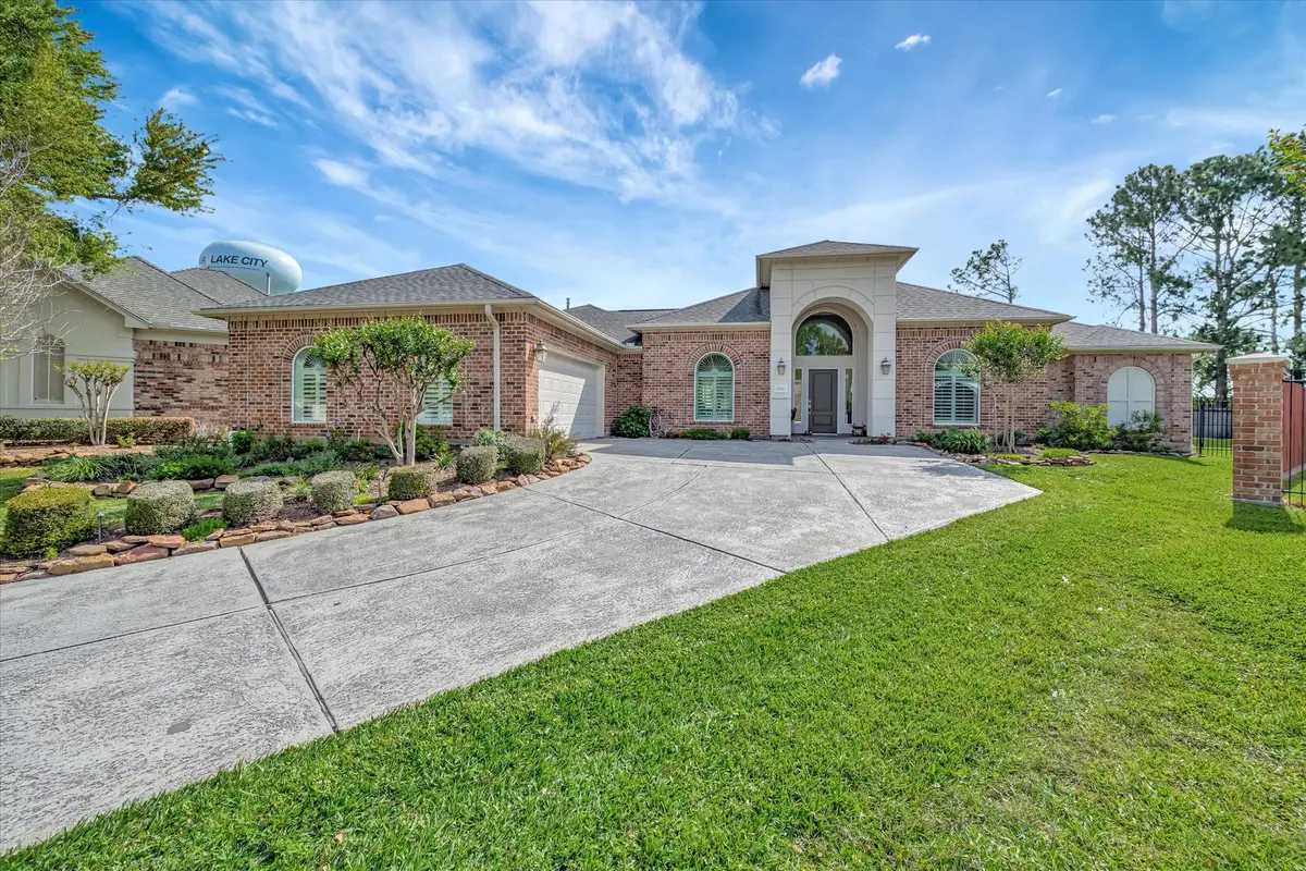 15510 Greens Cove Way, Houston, TX 77059 - #1