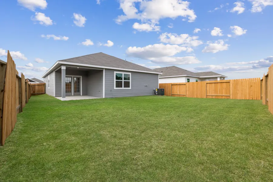 15818 Berry Hill Drive, Conroe, TX 77303 - Image #2