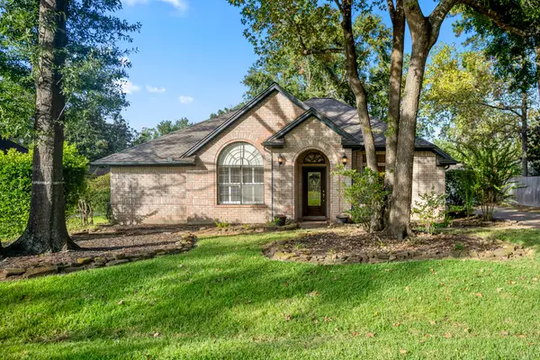 812 Woodland Lane, Conroe, TX 77302