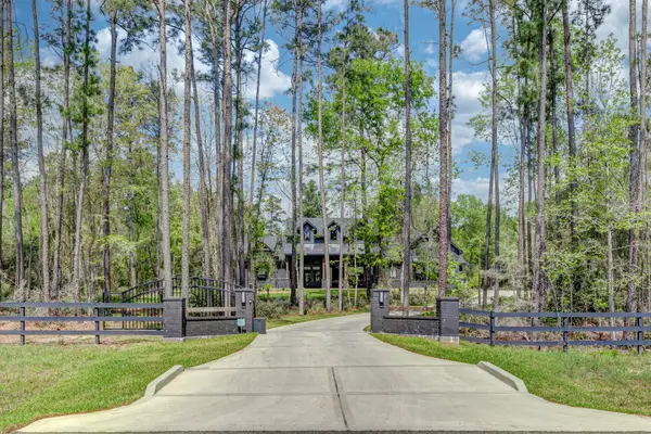 10433 Wagon Pass Trail, Willis, TX 77378