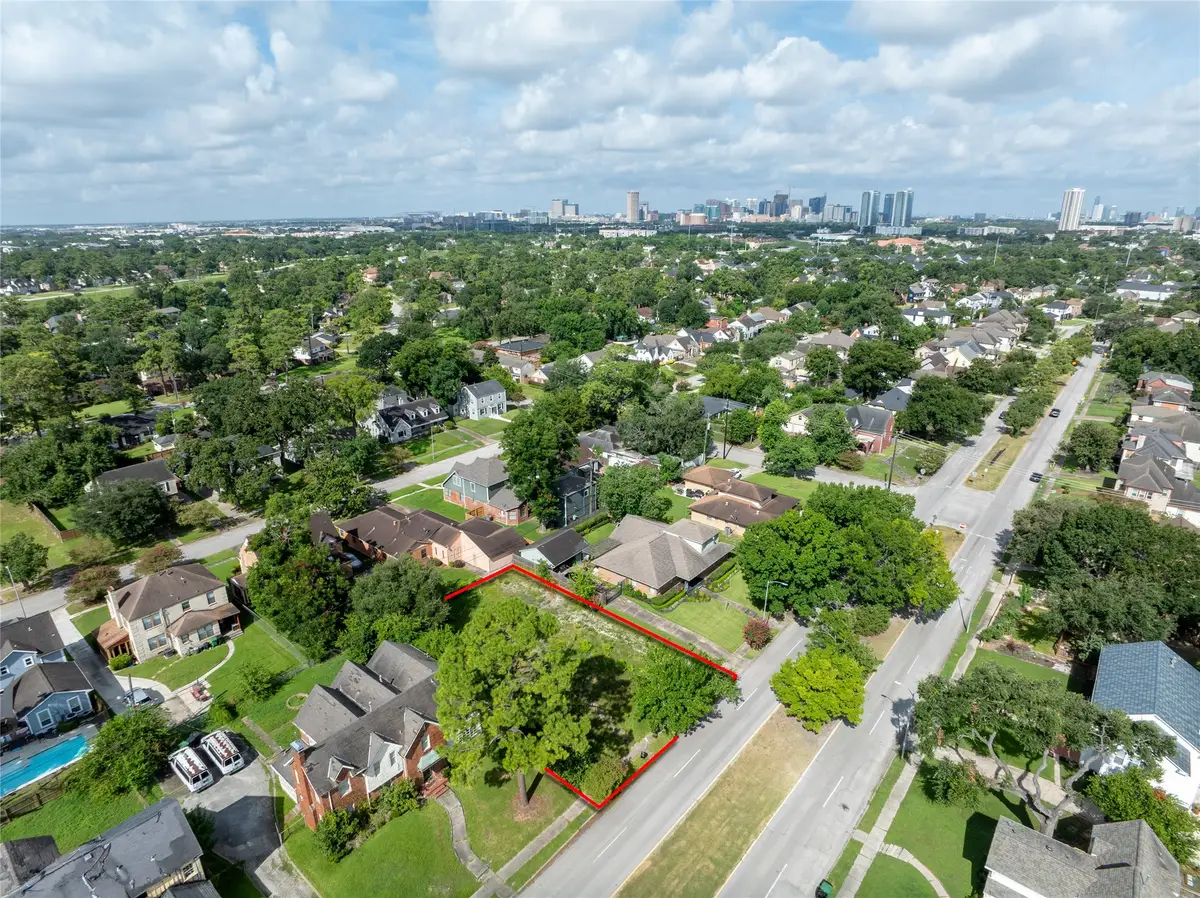 3418 Southmore Boulevard, Houston, TX 77004 - #1