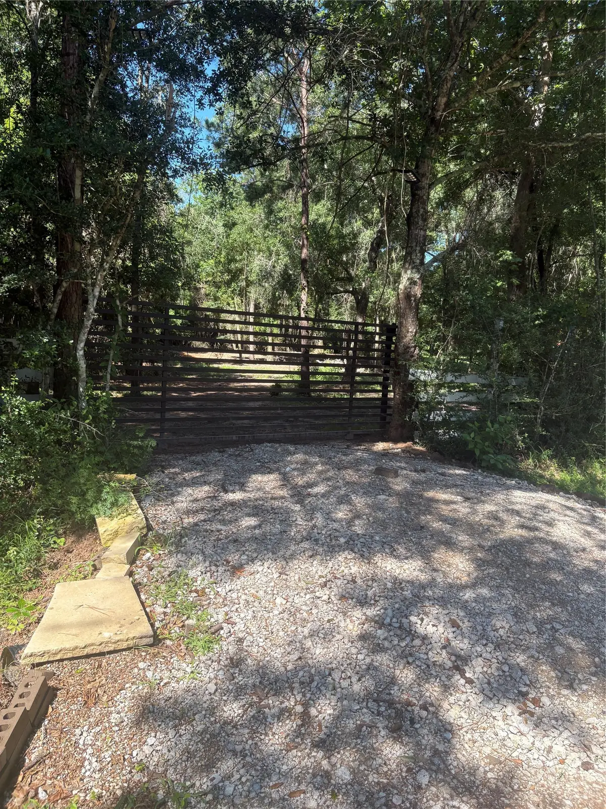 25111 N Clear Creek Road, Hockley, TX 77447 - #1