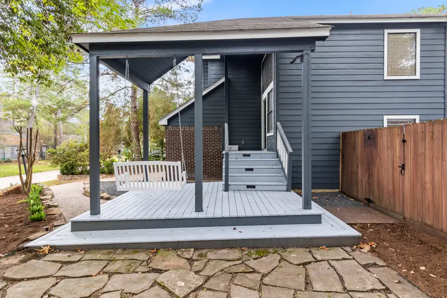 18 N Wilde Yaupon Circle, The Woodlands, TX 77381 - Image #3