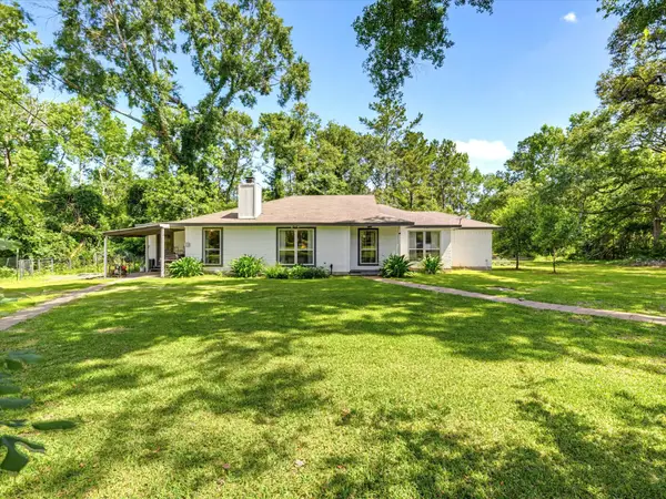 7477 Hidden Acres Drive, Cleveland, TX 77328