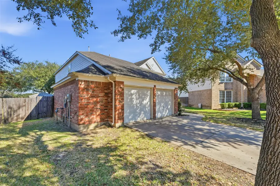26038 Palmdale Estate Drive, Richmond, TX 77406 - Image #2