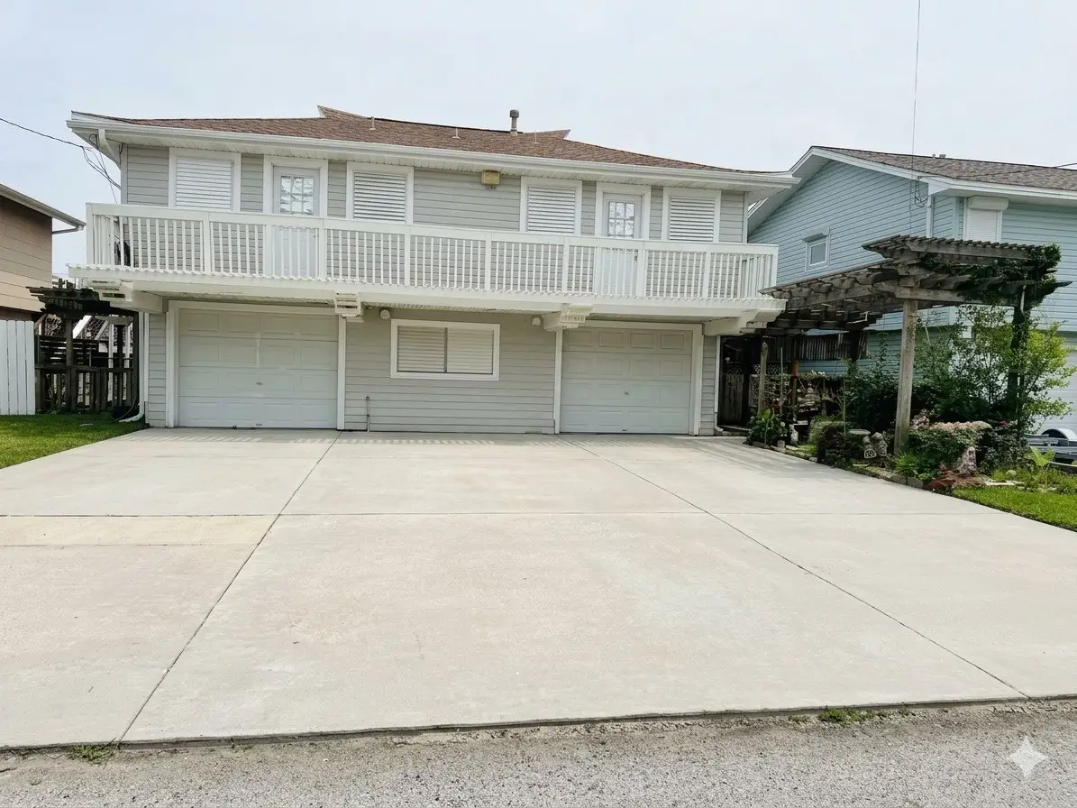 662 Warsaw Street, Bayou Vista, TX 77563 - #1