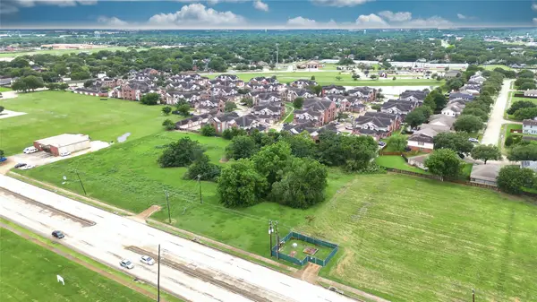 2218 B F Terry Boulevard, Rosenberg, TX 77471