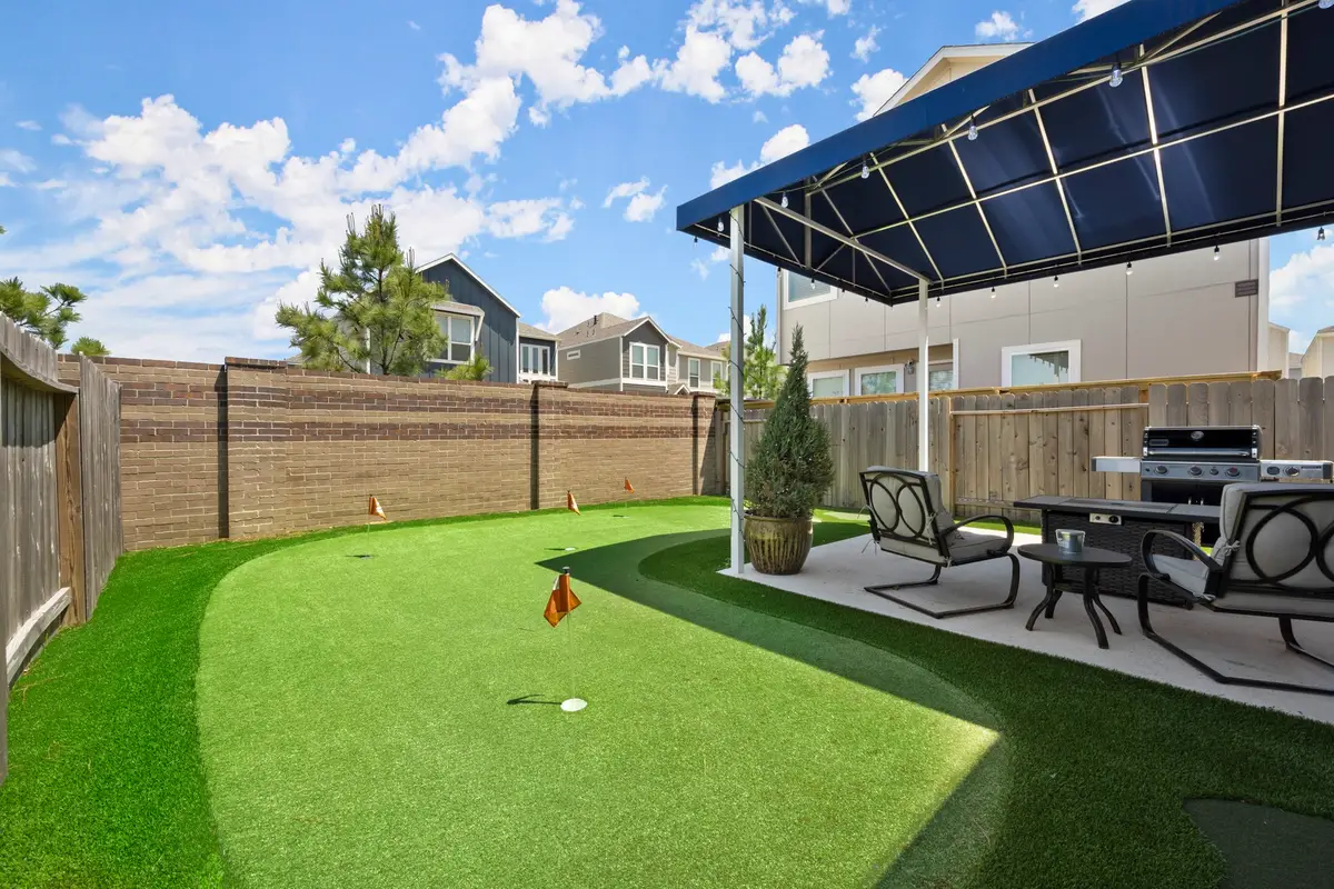 9904 Smokehouse Silo Lane, Houston, TX 77080 - #1