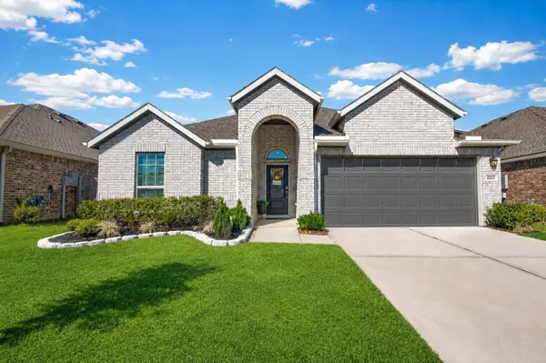 22121 Oakland Meadows Lane, New Caney, TX 77357