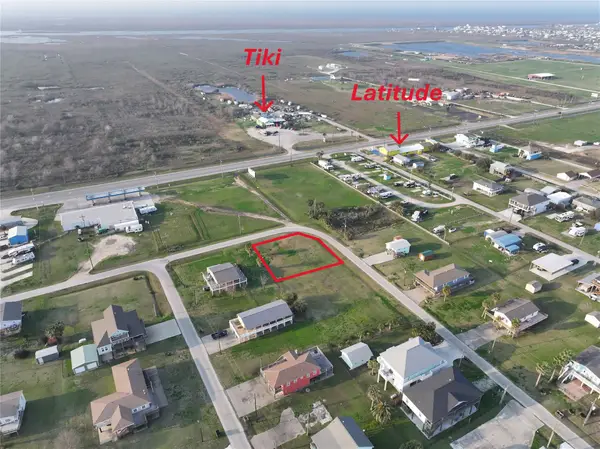 1354 Skyline Drive, Port Bolivar, TX 77650