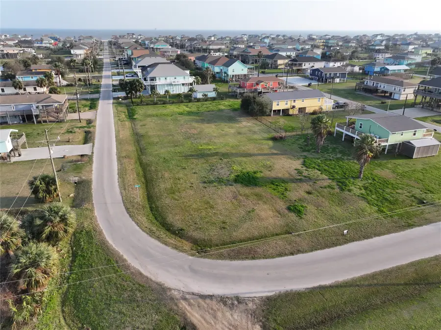 1354 Skyline Drive, Port Bolivar, TX 77650 - #3