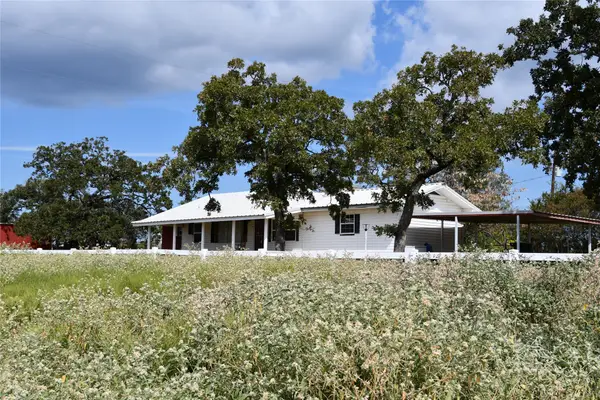 190 Private Road 408, Buffalo, TX 75831