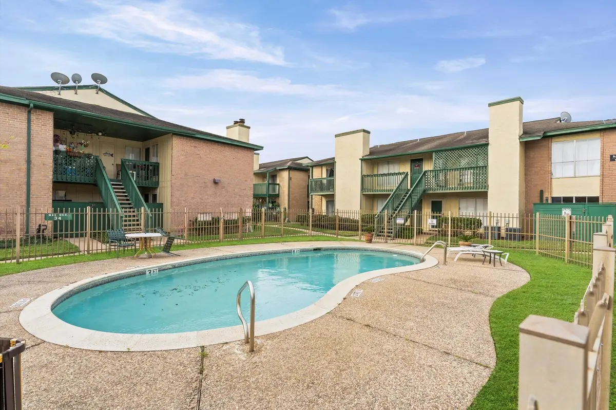1516 Bay Area Boulevard #B8, Houston, TX 77058 - #1