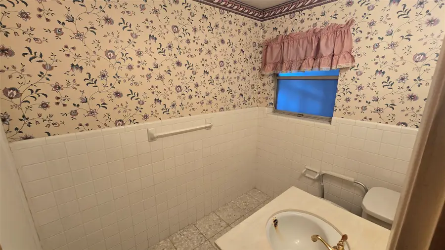 12118 Cathy Drive, Houston, TX 77065 - Image #3