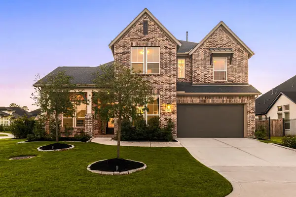 26911 Longwood Ledge Lane, The Woodlands, TX 77389