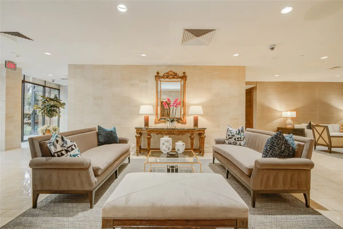 15 Greenway Plaza #10G, Houston, TX 77046 - #1