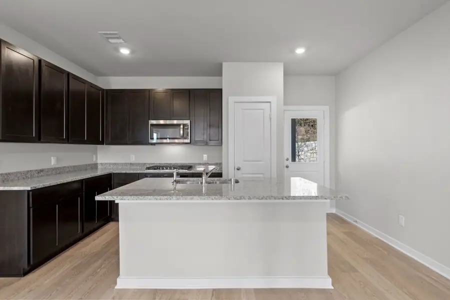 12203 Ridge Top Drive, Conroe, TX 77304 - Image #3