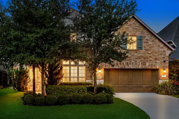 55 Twin Ponds Place, The Woodlands, TX 77375