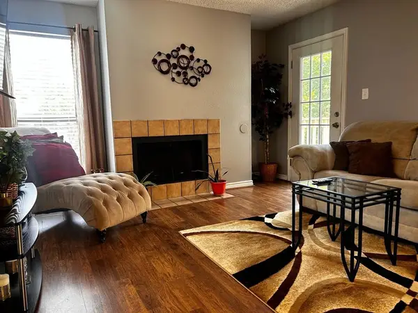 2501 Gulf Freeway #8A, Dickinson, TX 77539