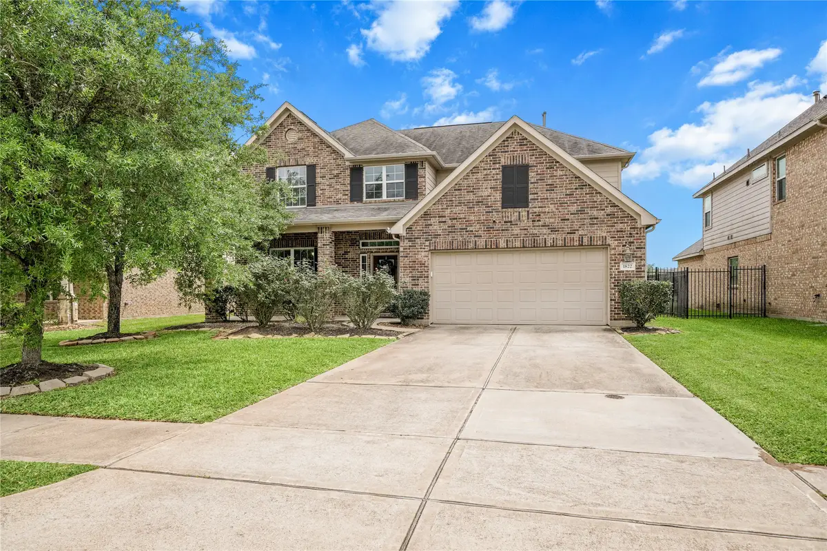 1822 Luminous Waters Lane, Rosharon, TX 77583 - #1