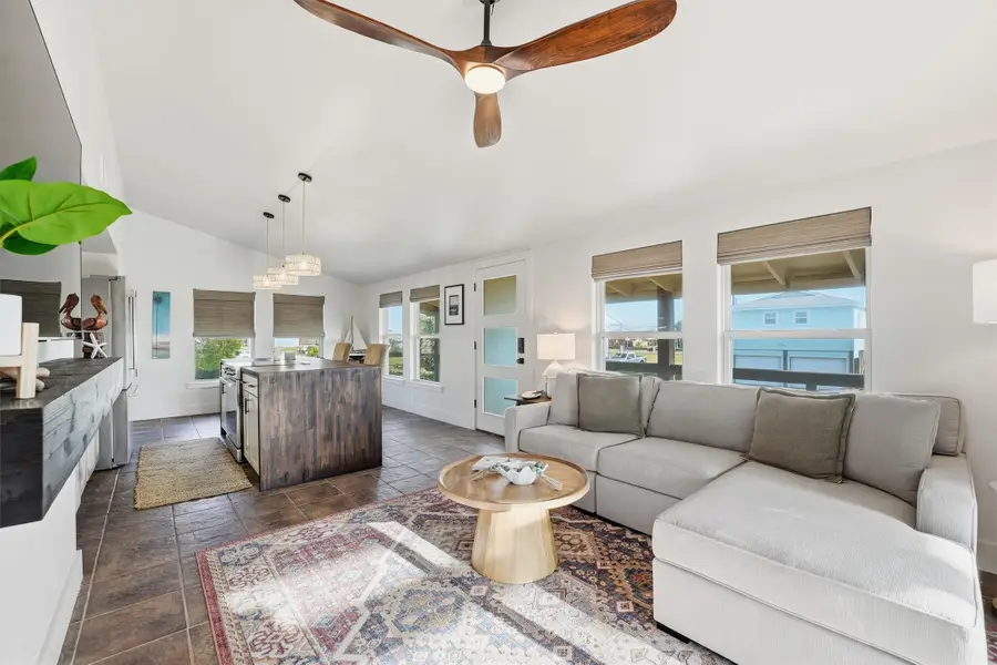 16530 Lewis Scott Road, Jamaica Beach, TX 77554 - Image #3