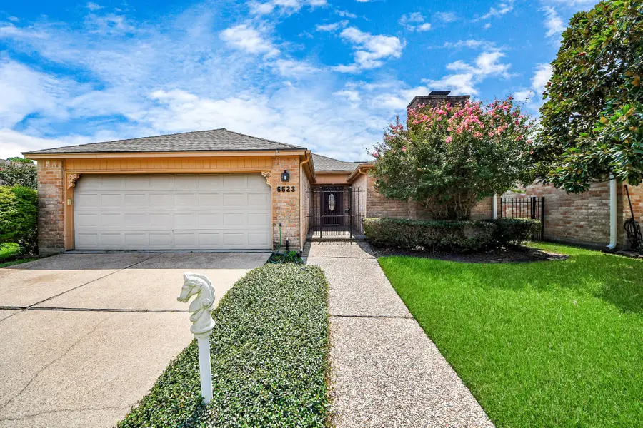 6523 Oakland Hills Drive, Houston, TX 77069 - #2