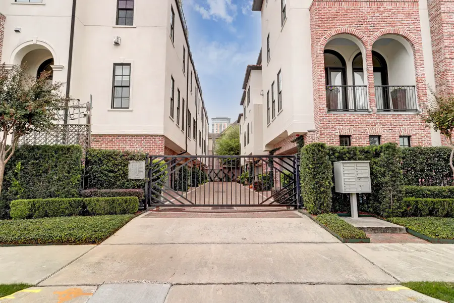 5218 Crawford Street, Houston, TX 77004 - #3