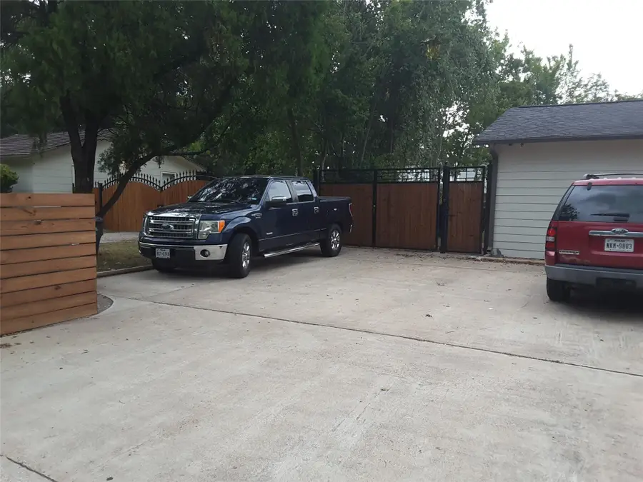 2126 Blalock Road, Houston, TX 77080 - Image #2