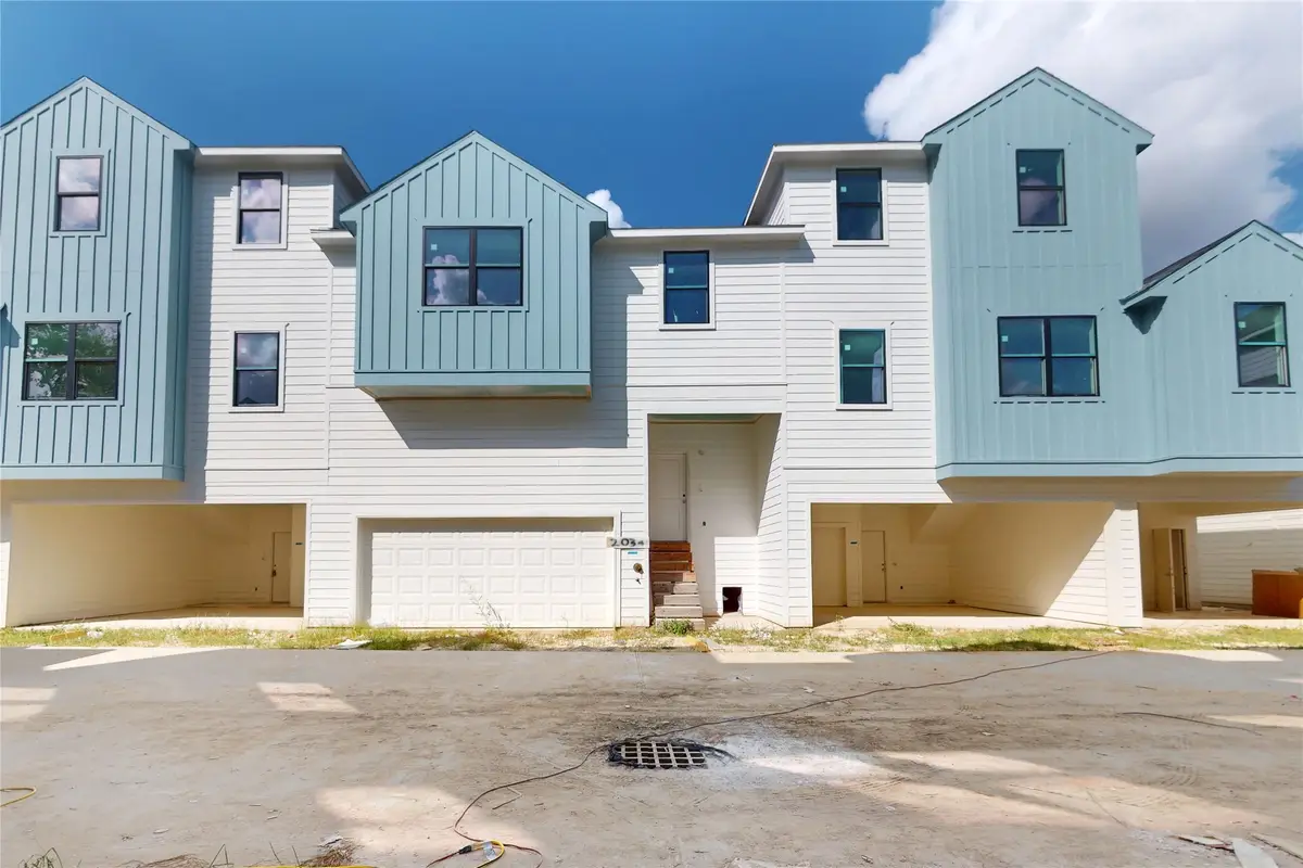 2039 Oak Forest Drive, Houston, TX 77018 - #1