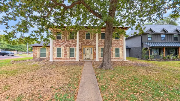 4830 Bayou Vista Drive, Houston, TX 77091