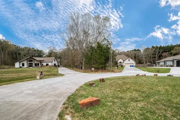 17010 N Saba, Splendora, TX 77372