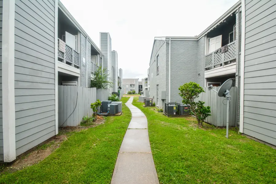 12500 Sandpiper Drive #13, Houston, TX 77035 - #2