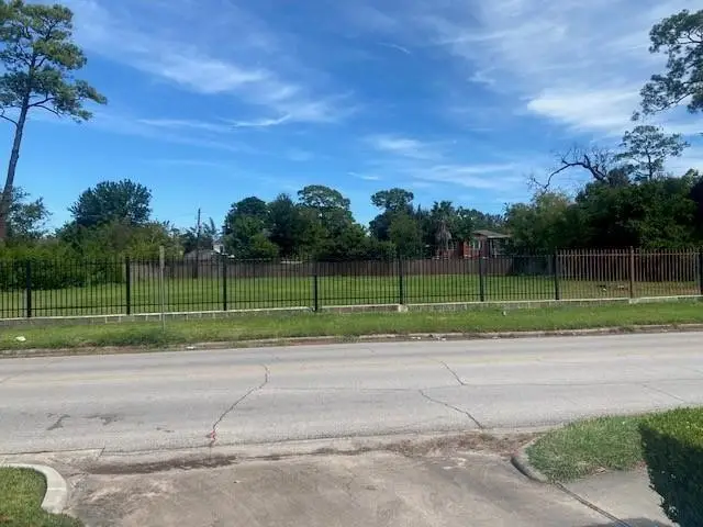 3221 N Macgregor Way, Houston, TX 77004 - #1