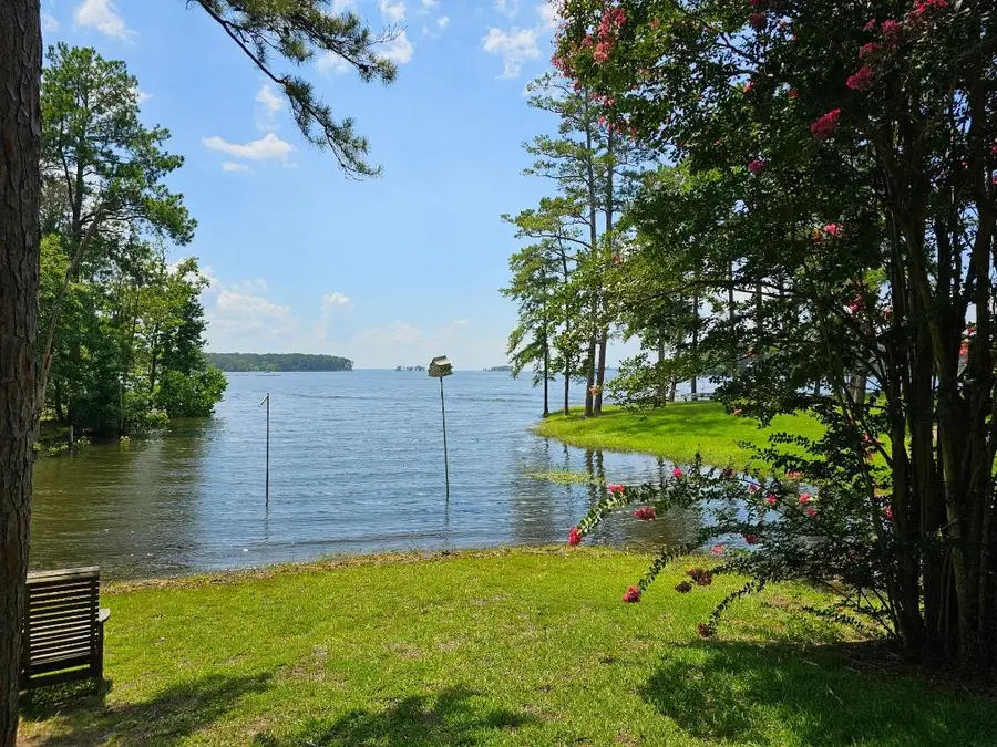 893 Lakeshore Drive, Brookeland, TX 75931 - Image #3