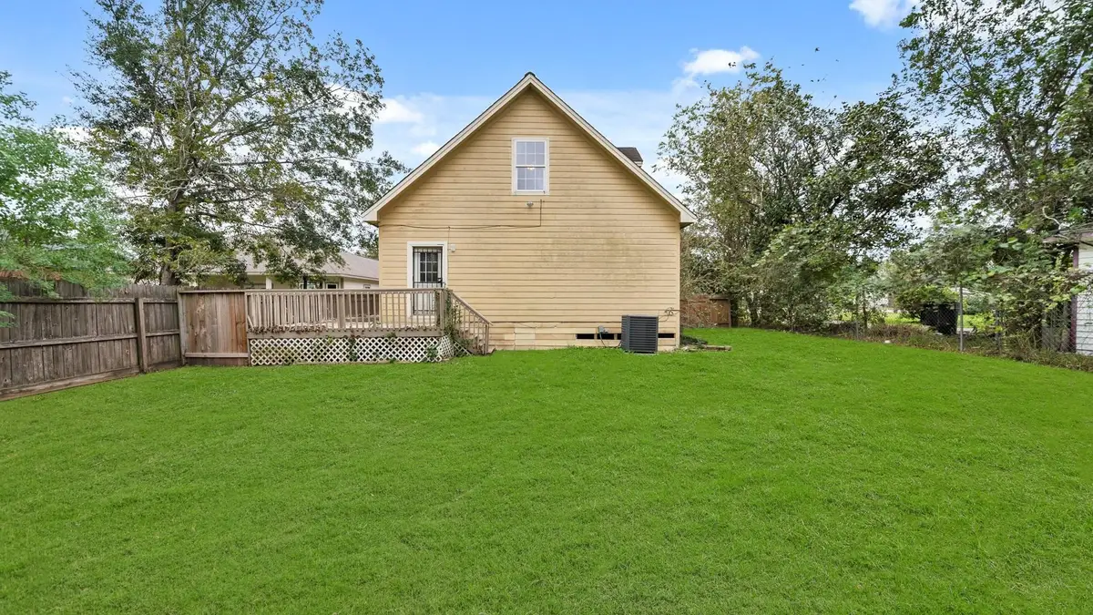 4819 Mallow Street, Houston, TX 77033 - Image #1