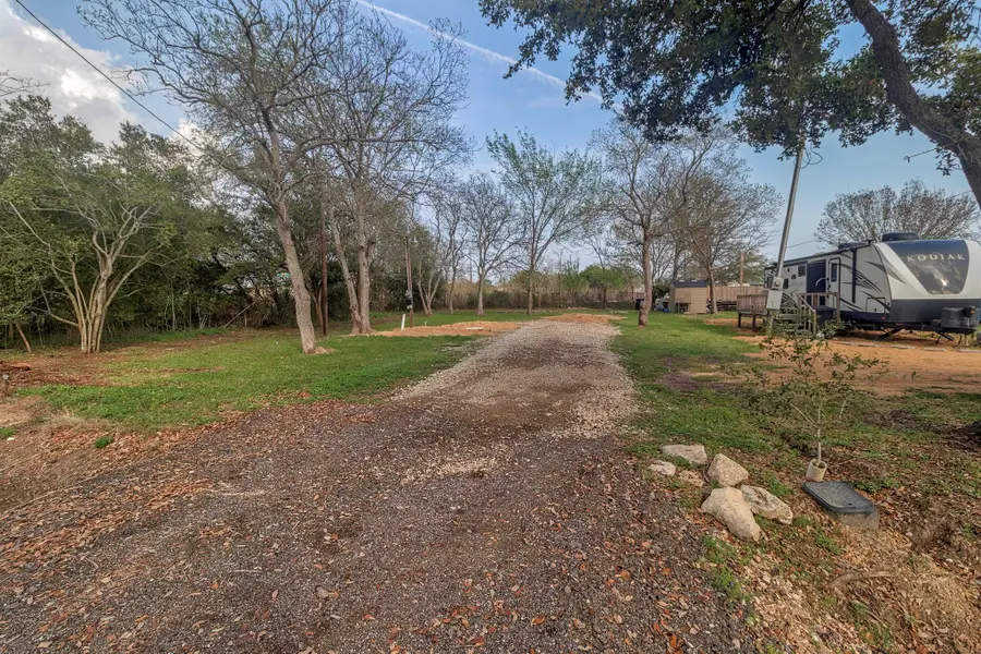 1207 11th Street, Dickinson, TX 77539 - Image #3