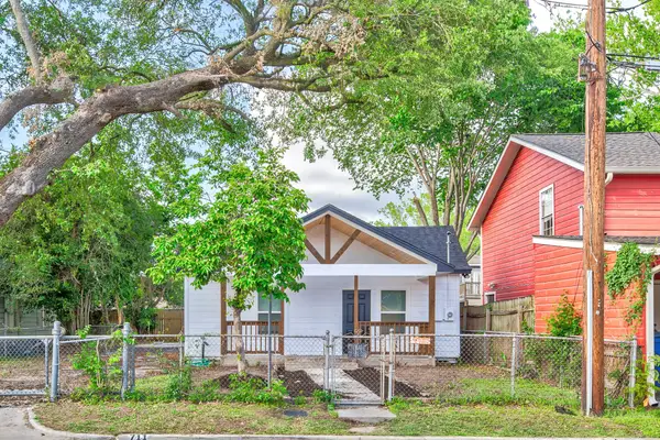 711 Staitti Street, Humble, TX 77338
