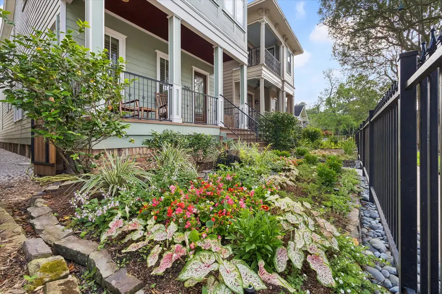 706 E 12th Street, Houston, TX 77008 - #2
