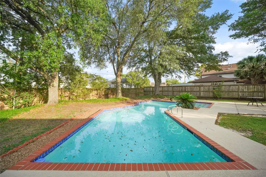 11804 Westmere Drive, Houston, TX 77077 - Image #2
