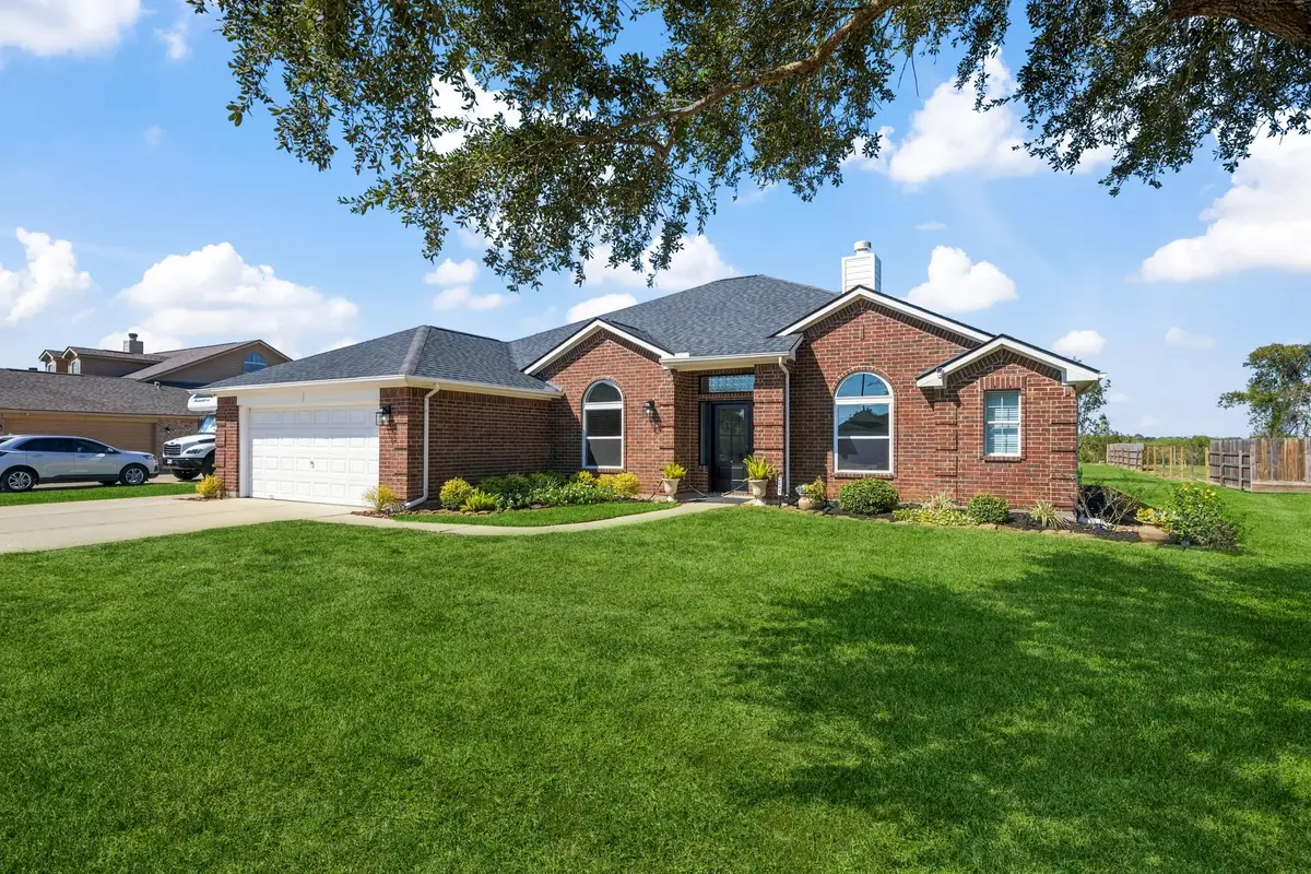 2015 Caroline Avenue, Cove, TX 77523 - #1