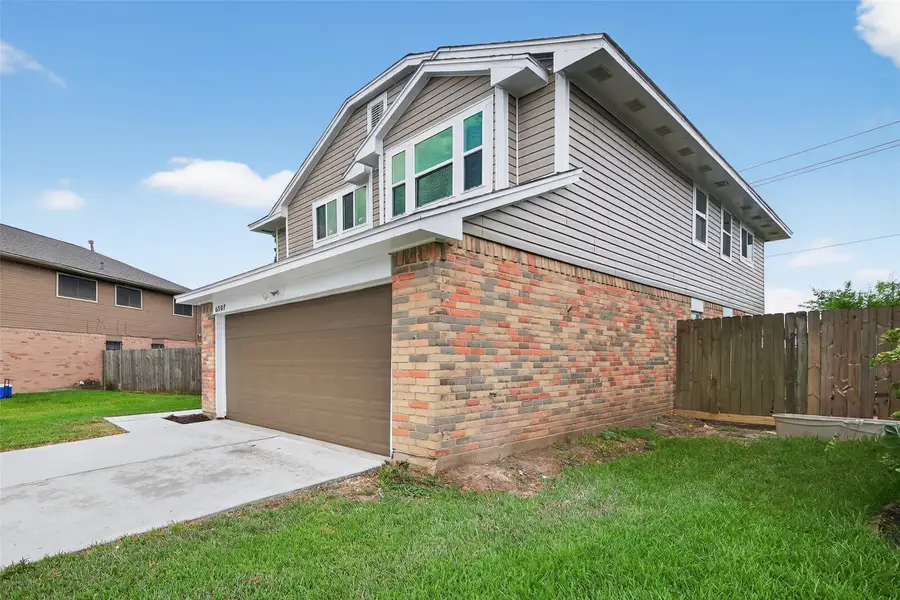 6307 Marinwood Drive, Houston, TX 77053 - Image #3