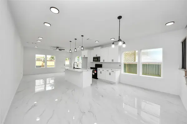 8023 Brandon Street, Houston, TX 77051