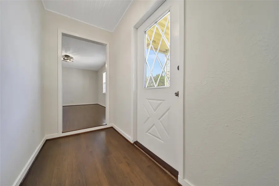 317 S 11th Street, La Porte, TX 77571 - Image #3