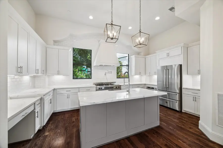 1059 W 16th Street, Houston, TX 77008 - #3