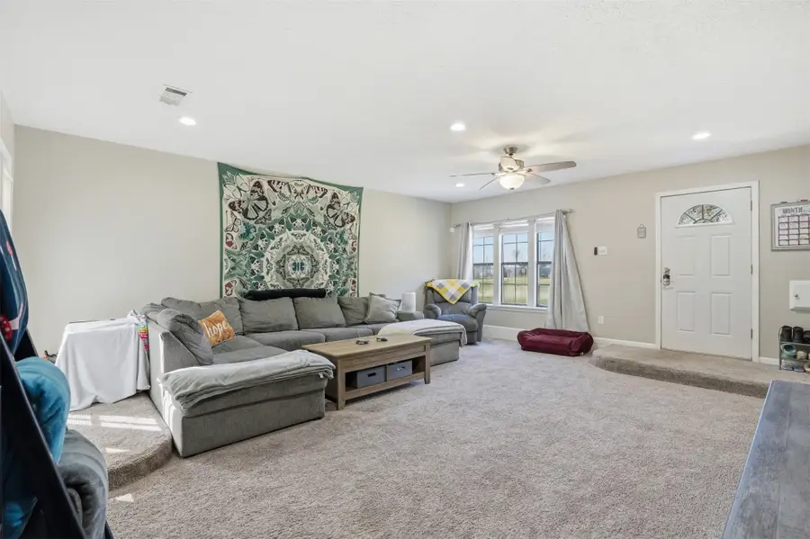 914 Temple Circle, Hitchcock, TX 77563 - #3